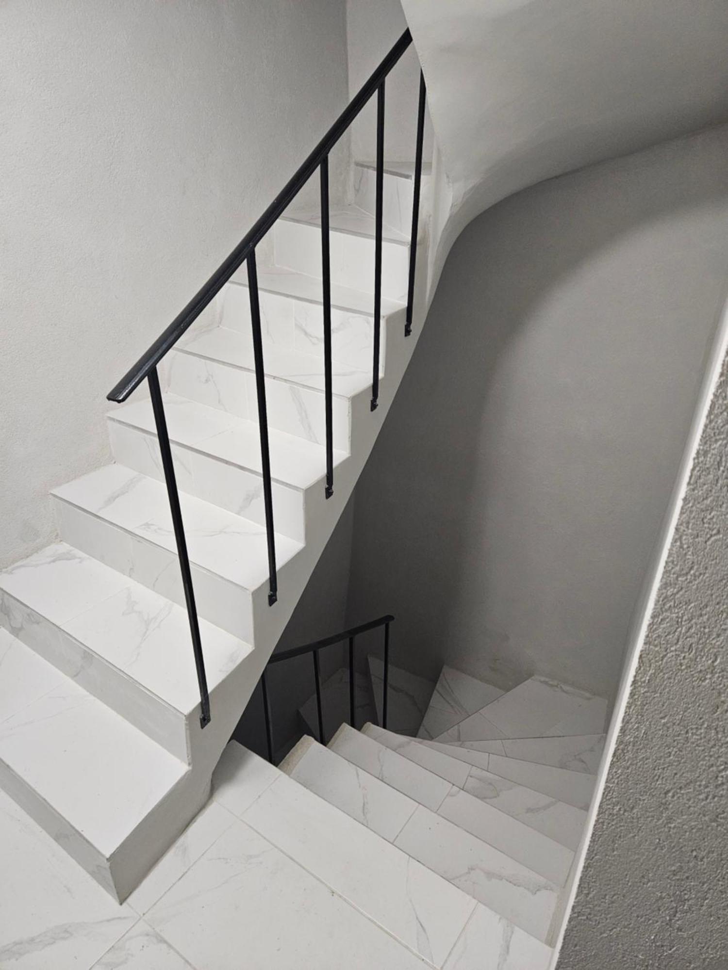 T2 Moderne, Calme Et Entierement Renove. Béziers Exterior foto